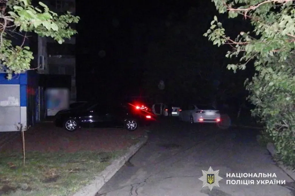У Кременчуці загинув молодий чоловік, випавши з вікна багатоповерхівки