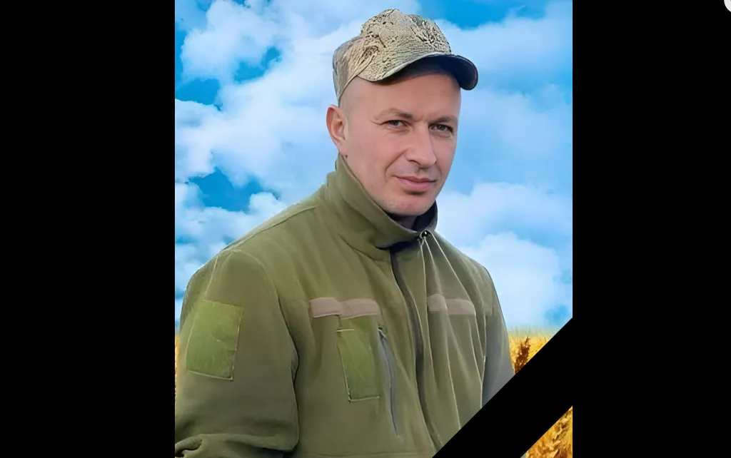 Оржицька громада прощається з полеглим воїном Русланом Слиньком