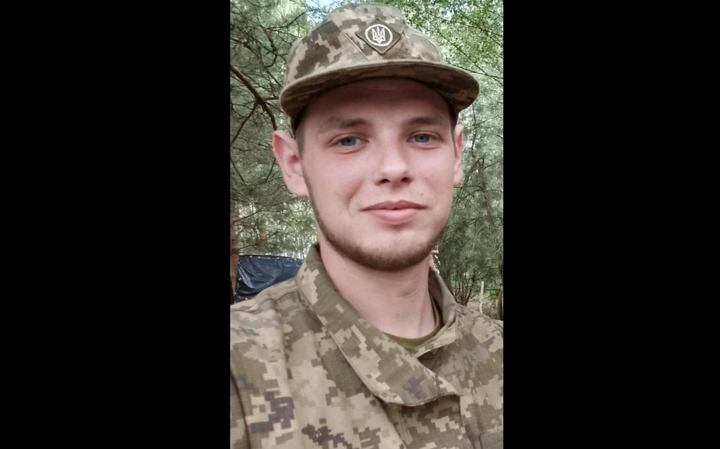 Градизька громада в скорботі: встановлено загибель воїна Артура Івахна