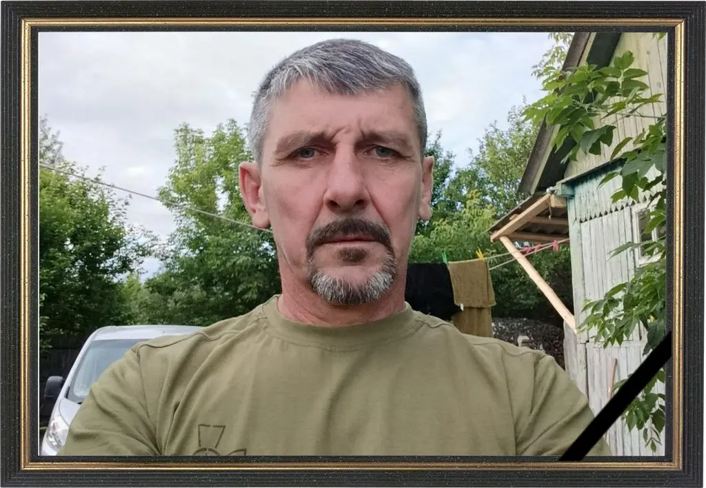 На Драбинівщині попрощалися з воїном Василем Панецьом