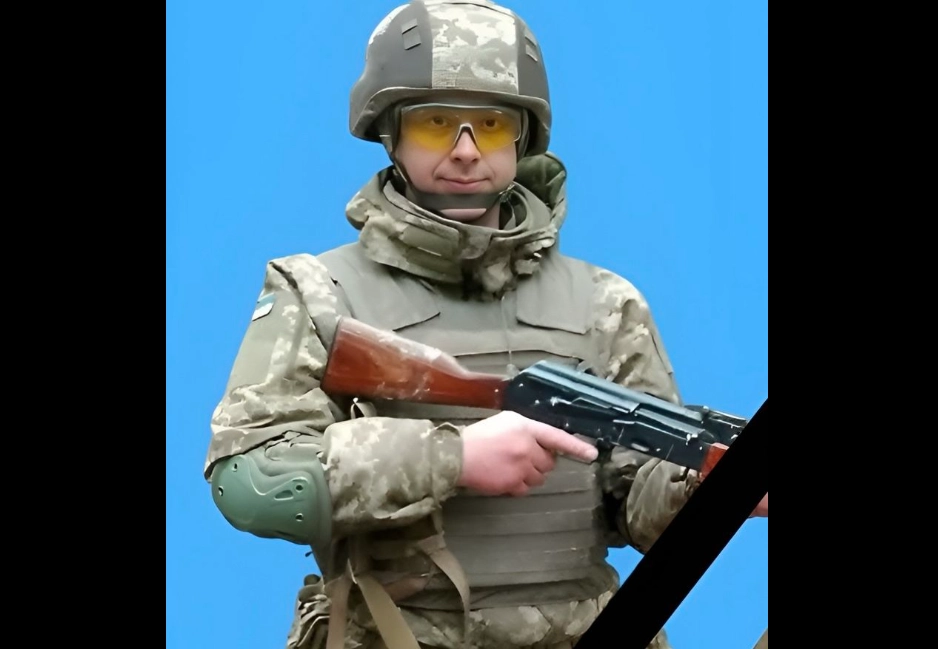 Гребінківська громада прощається із загиблим захисником Олегом Сухенком