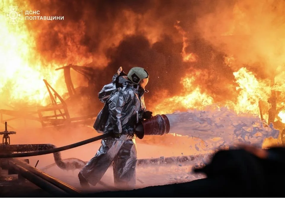 Рятувальники Полтавщини ліквідували пожежі, спричинені ворожими обстрілами
