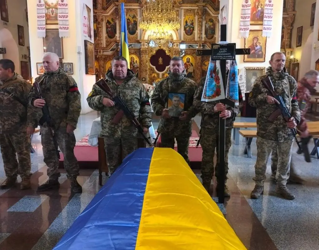 Полтавська громада попрощалася з трьома загиблими Захисниками України