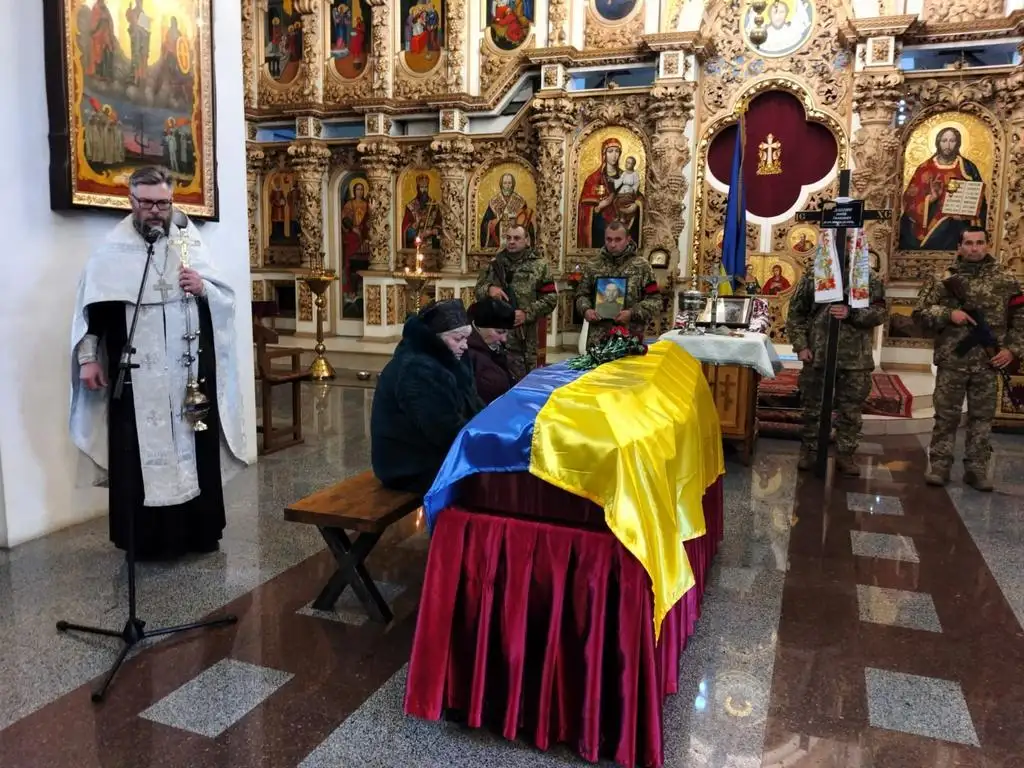 Полтавська громада попрощалась із загиблим захисником Юрієм Дудником