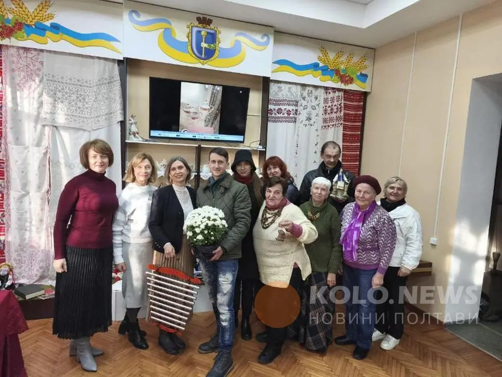 У Лубнах презентували колекцію порцеляни та провели благодійний аукціон