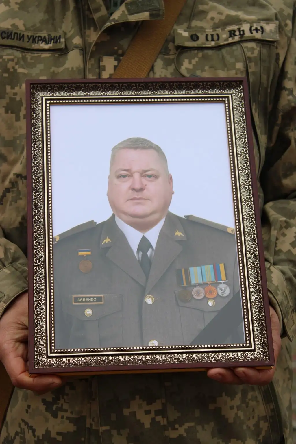 Семенівська громада попрощалася із Героєм Сергієм Зявенком