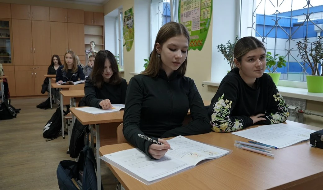 На Полтавщині у гімназії скоротили офлайн уроки через відключення електроенергії