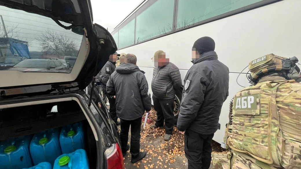 На Полтавщині військовим інкримінують схему привласнення пального для фронту