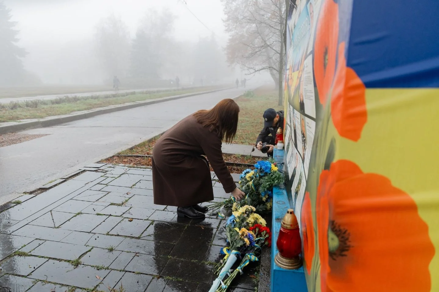 Полтава вшанувала День Гідності та Свободи: квіти Героям Небесної Сотні та акції проти корупції