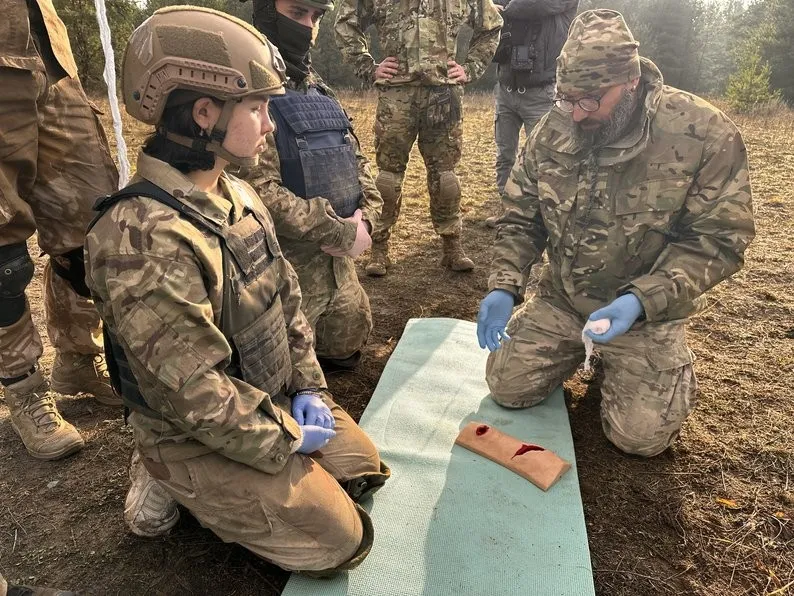 Hardcore-вишкіл на Полтавщині: цивільні готуються до екстремальних умов