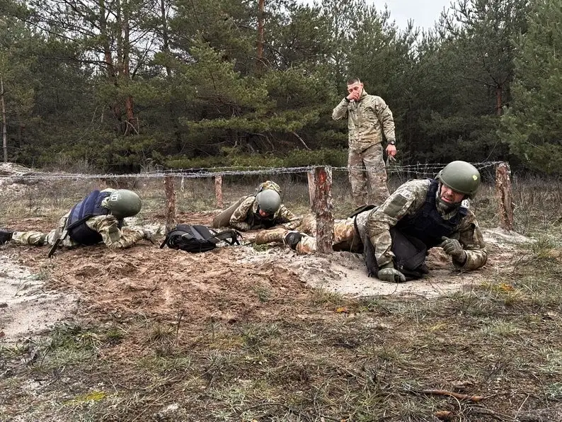 Hardcore-вишкіл на Полтавщині: цивільні готуються до екстремальних умов