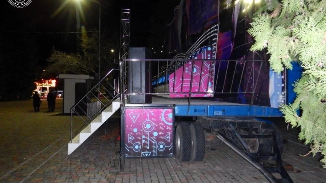 У Кременчуці двоє підлітків випали з атракціону: розпочато слідство
