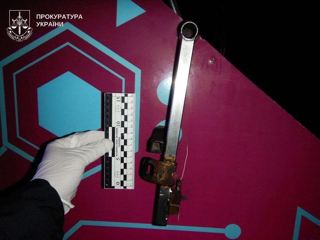 У Кременчуці двоє підлітків випали з атракціону: розпочато слідство