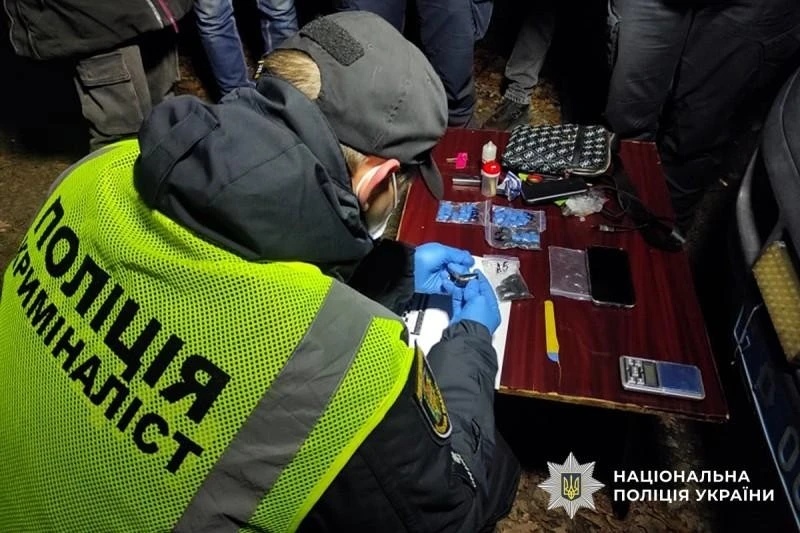На Миргородщині поліція затримала молодика, підозрюваного в збуті психотропів