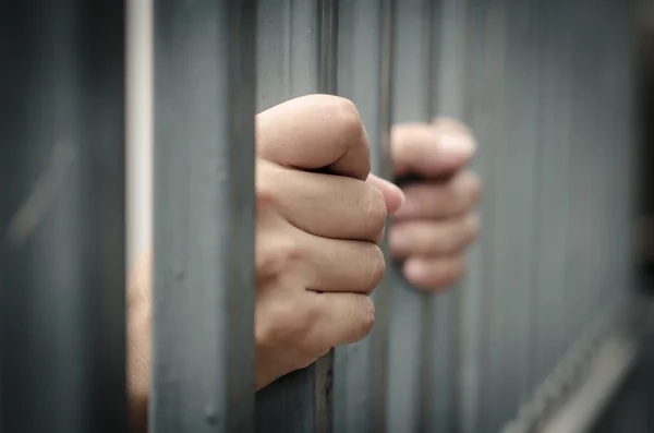 В Полтавській області засудили грабіжницю, яка пограбувала 85-річну пенсіонерку