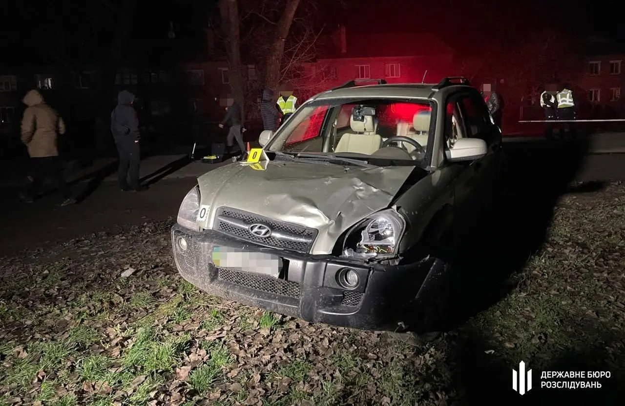 Поліцейського, який збив двох сестер у Карлівці, взяли під варту