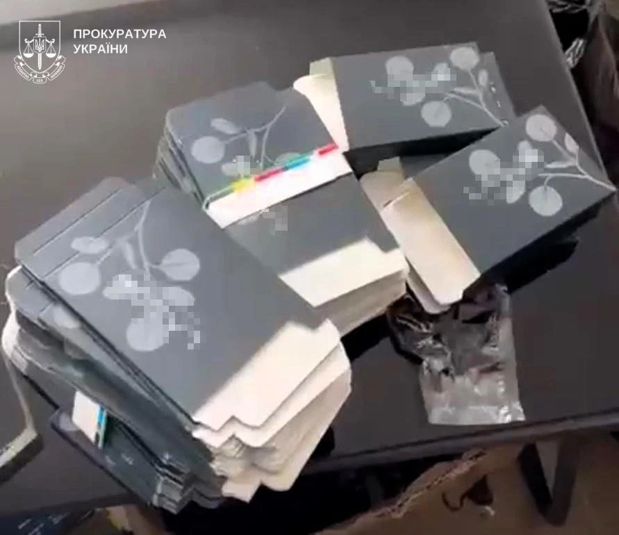 У Полтаві викрили підпільне виробництво тютюну для кальянів
