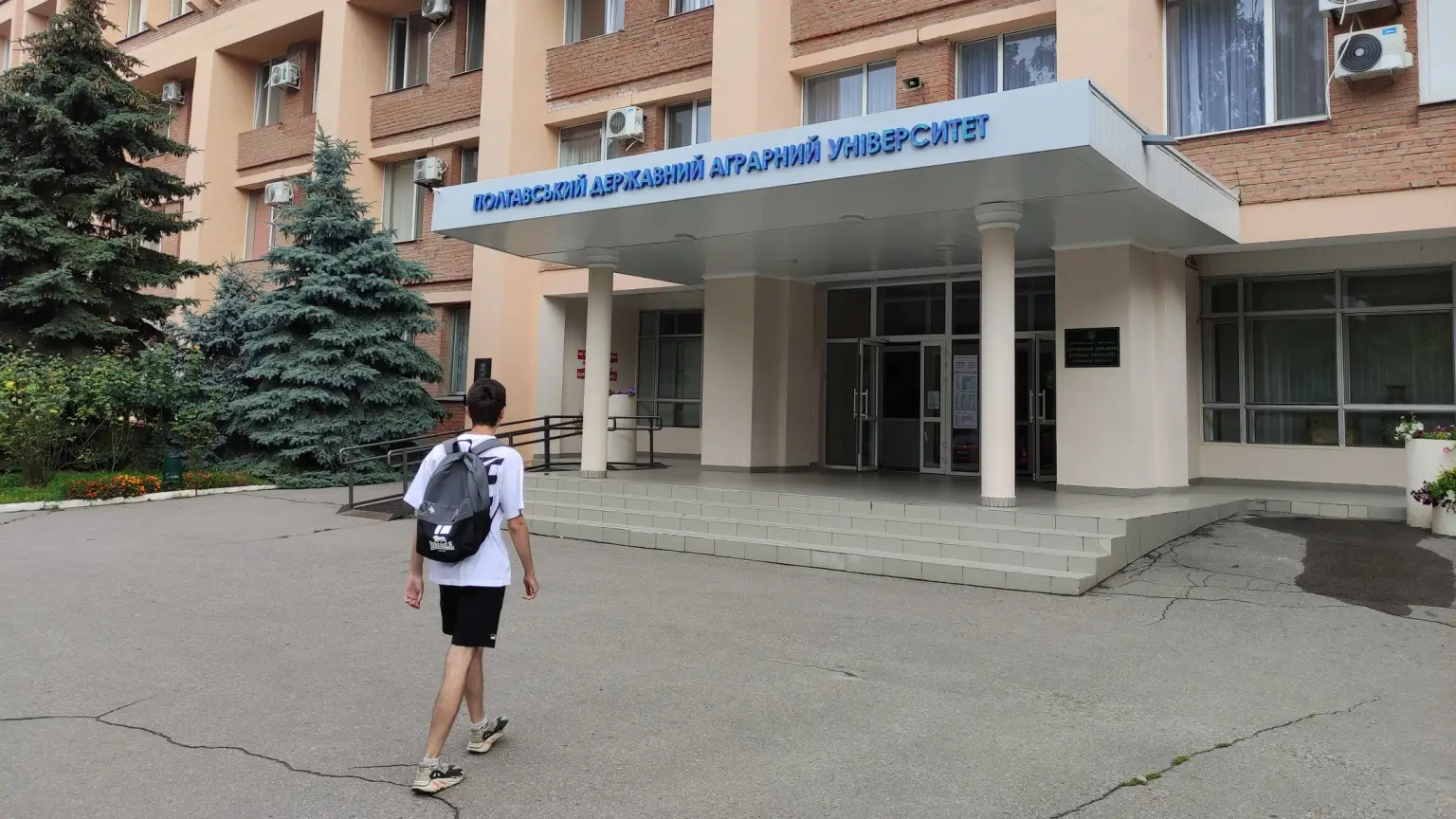 Скандал у ПДАУ: слідство підозрює керівництво університету у привласненні зерна