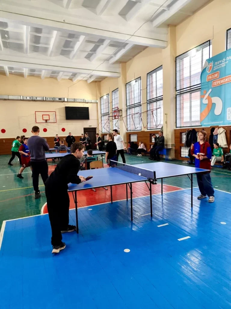 Шкільні таланти з Чутівської громади показали майстерність у настільному тенісі