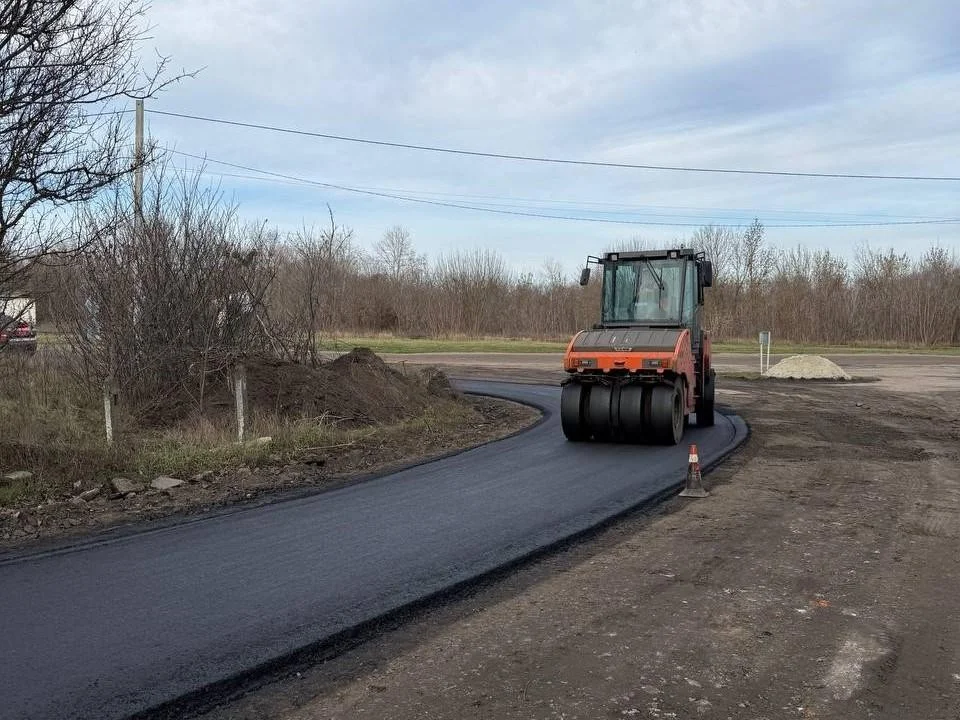 Дороги Полтавщини прискорили темп: десятки тисяч квадратів нового покриття