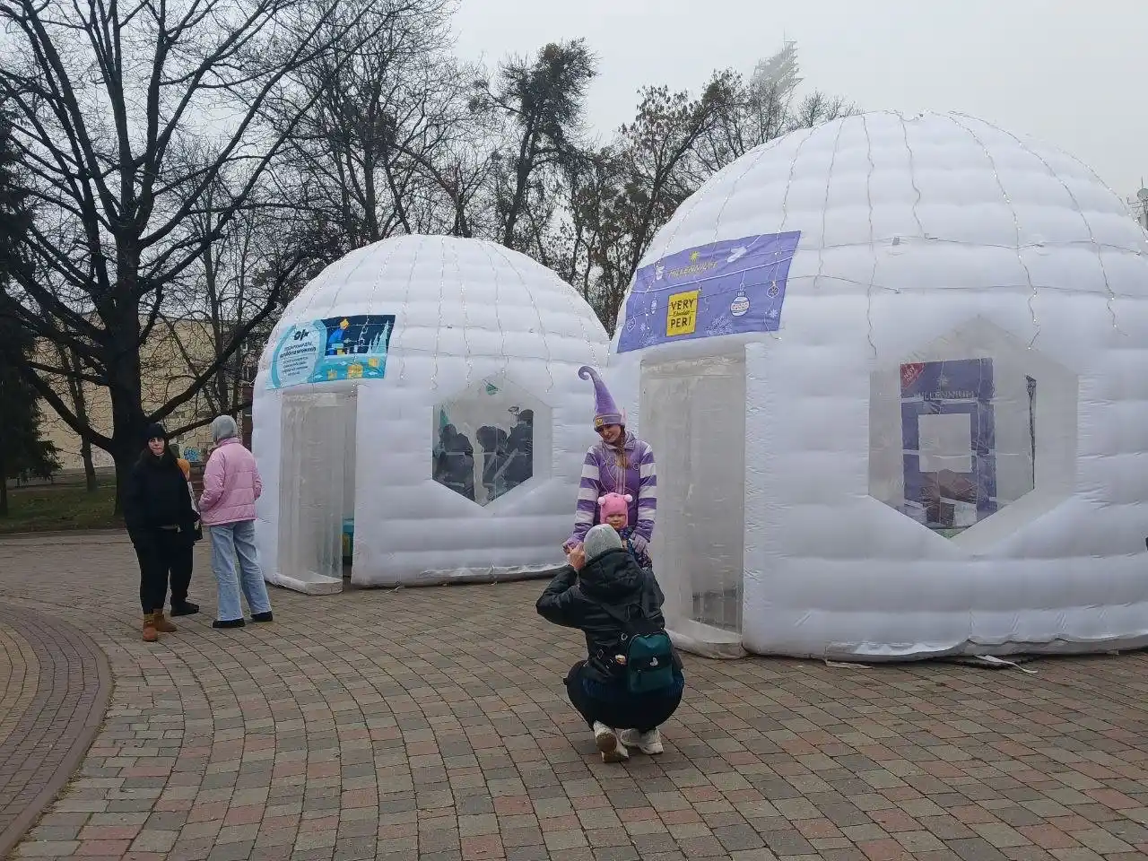 Полтава отримала свою порцію казки: святковий фургон з інтерактивами приїхав до міста