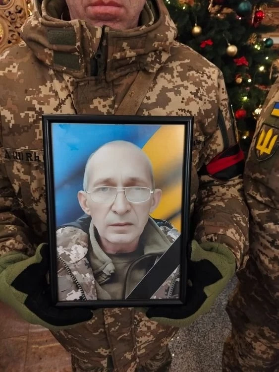 Полтава попрощалася із двома героями: Олегом Сенем та Сергієм Кривошеєм