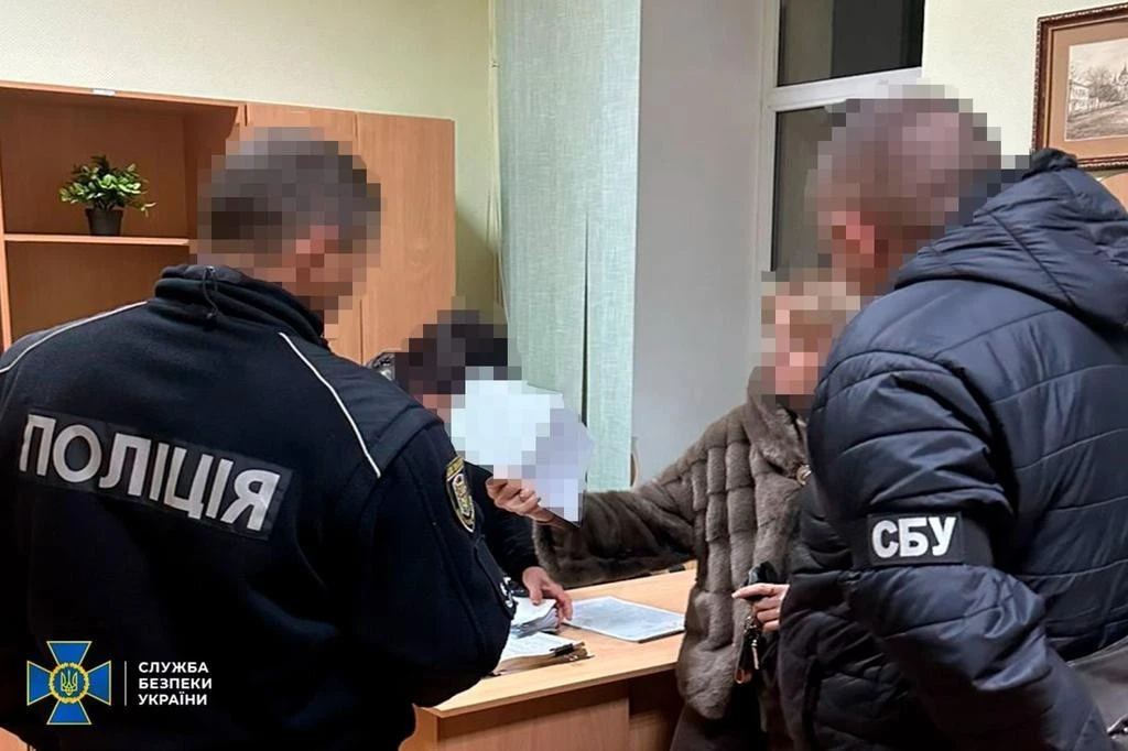 На Полтавщині викрито схему ухилення від мобілізації: екс-правоохоронець і медики організували фальшиві діагнози