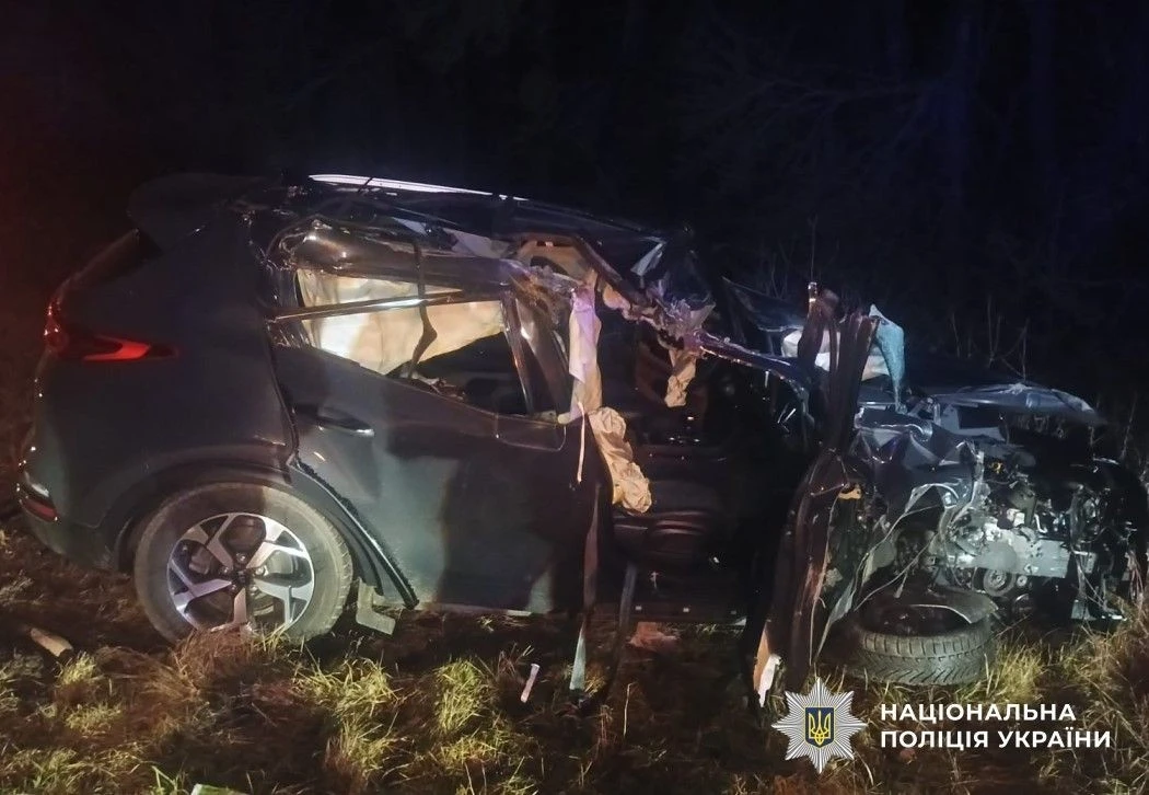 ДТП на трасі Зіньків — Гадяч: постраждала пасажирка легковика