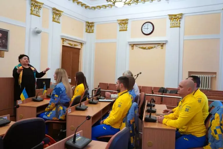 Полтавські спортсмени та тренери отримали грошові сертифікати за досягнення на Дефлімпійських іграх