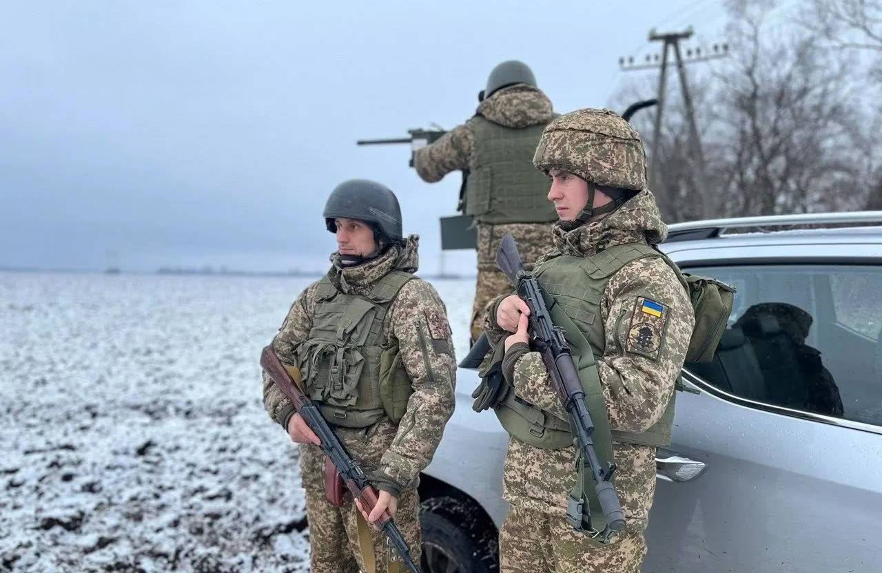 Російські дрони атакували Україну: понад 100 безпілотників збито