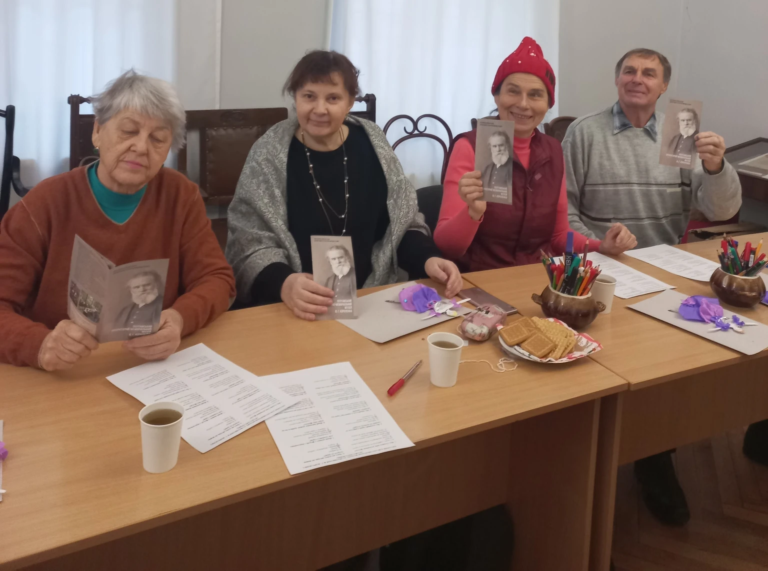 Теплі традиції січня: у музеї Короленка зібралися на вечір кіно, творчості та чаю