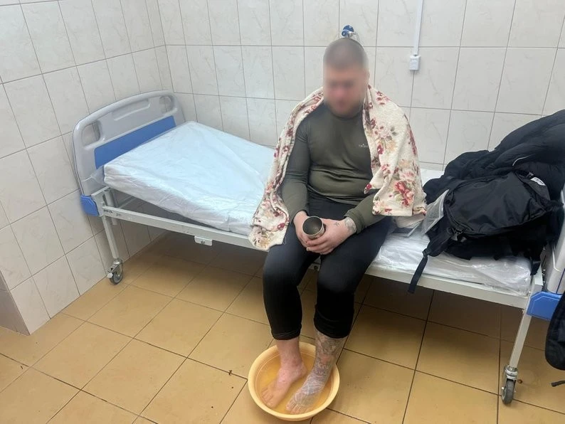 Необдумана спроба перетину кордону на Рівненщині: двоє чоловіків потрапили до лікарні з обмороженнями