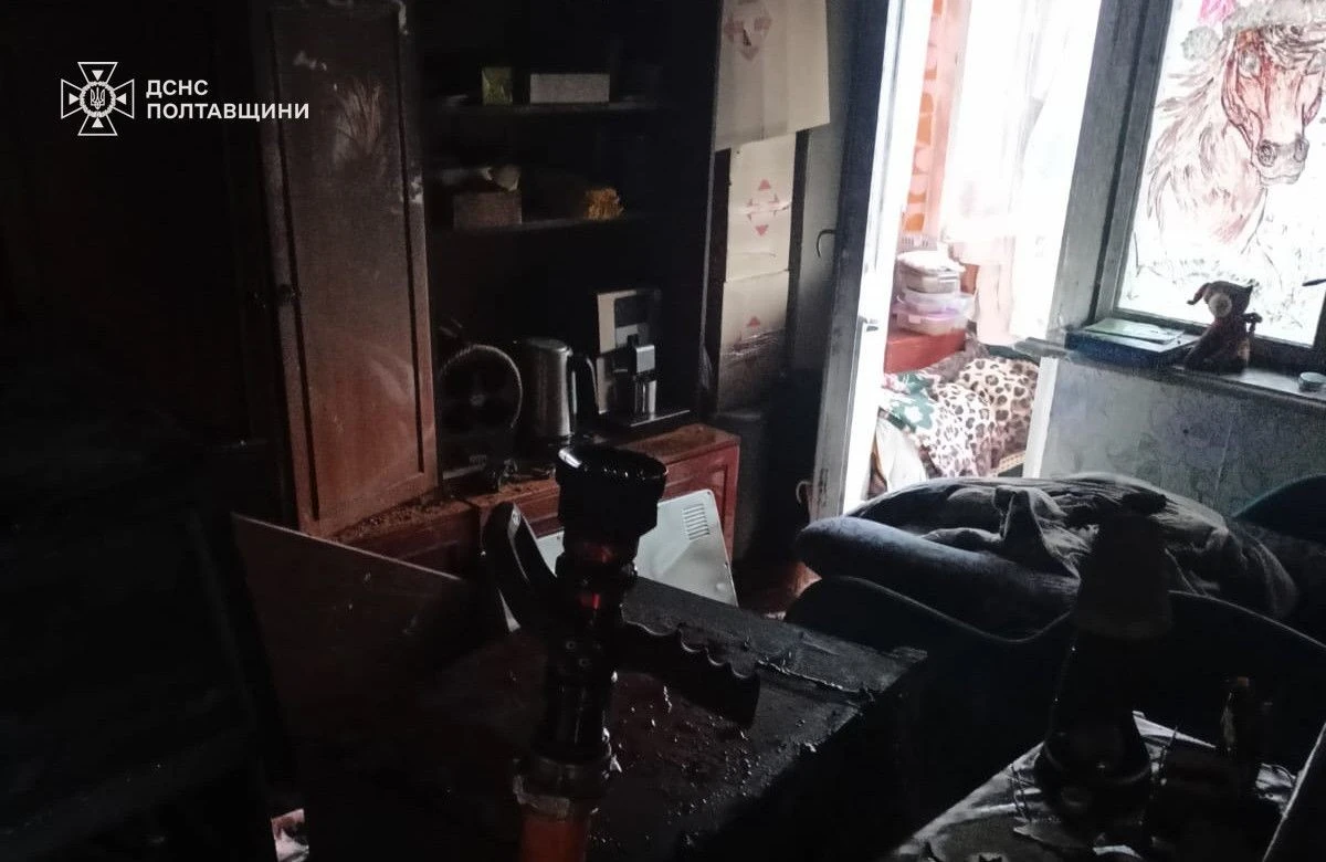 Драматичний порятунок у Полтаві: рятувальники винесли двох дітей із охопленої димом багатоповерхівки