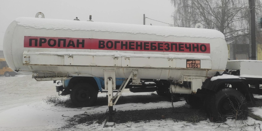 «Тіньове» пальне на Полтавщині: податківці викрили незаконну схему зберігання газу