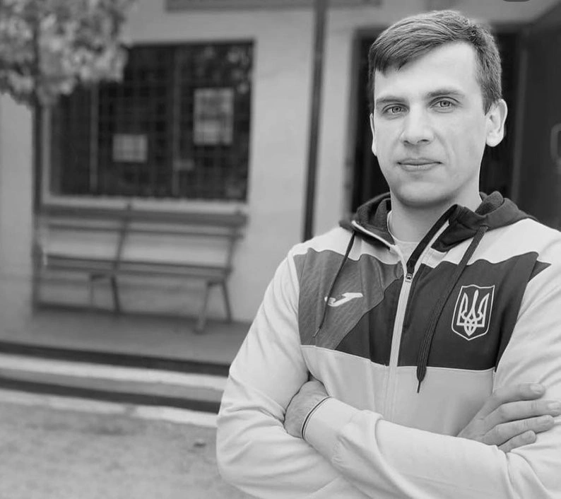 Обличчя війни на олімпійській трасі: кому присвячений «шолом пам’яті» Владислава Гераскевича