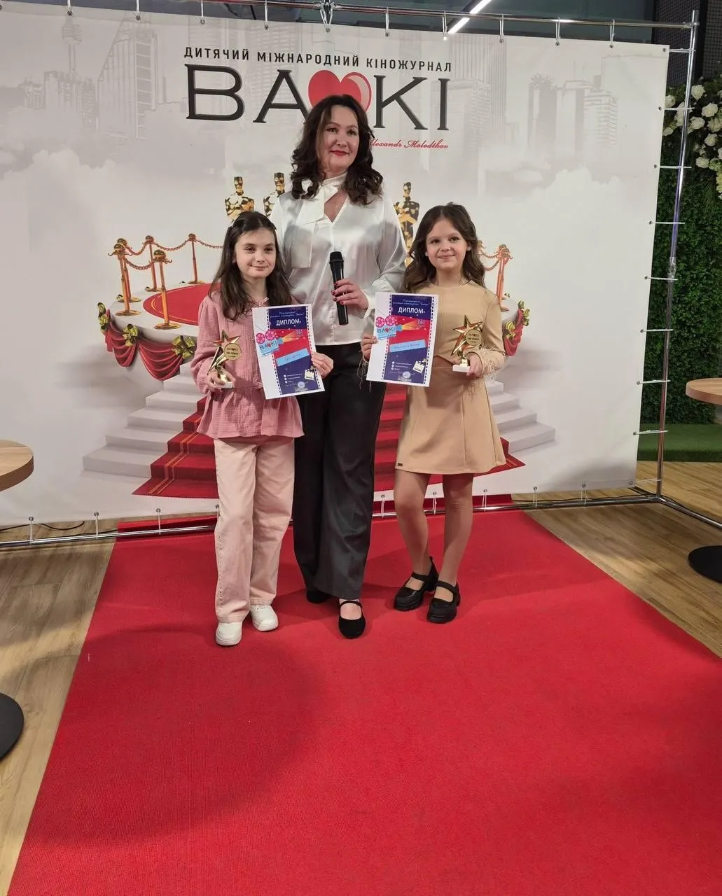 Червона доріжка та перші статуетки: вихованці полтавського ЦКД підкорили кіноекрани