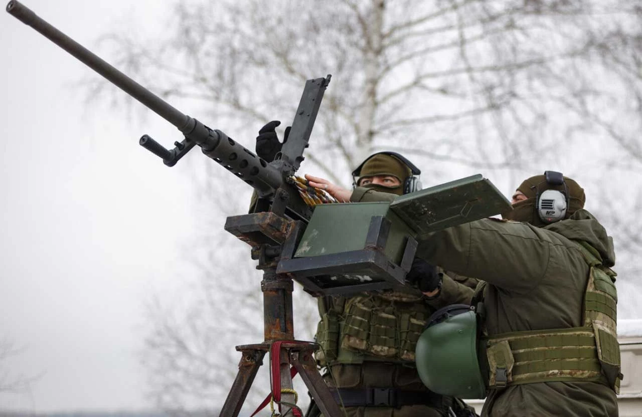 Ракетний удар по Полтавщині: сили ППО відбили атаку, є пошкодження житлового сектору