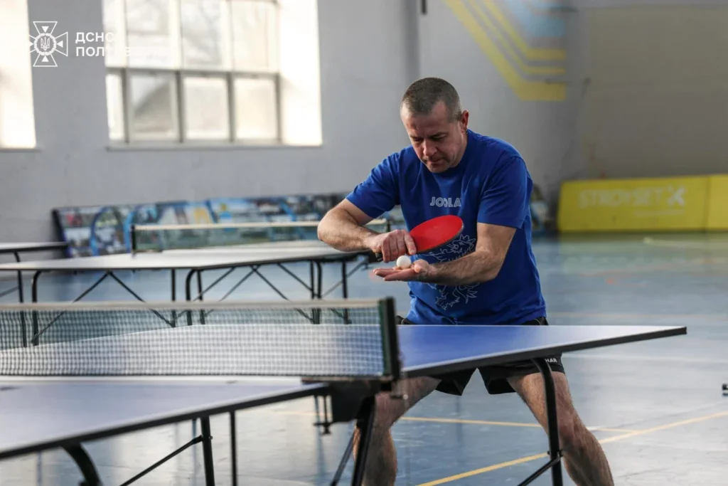 Ракетки замість зброї: силовики Полтавщини визначили кращих у настільному тенісі