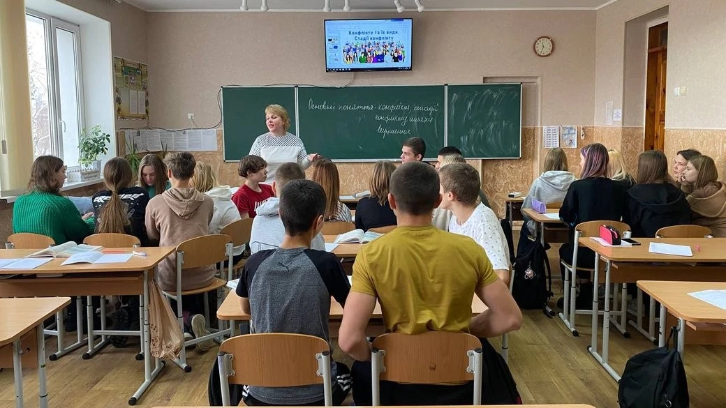 Профільна школа та академічні ліцеї: як трансформується освітня мережа Полтавщини