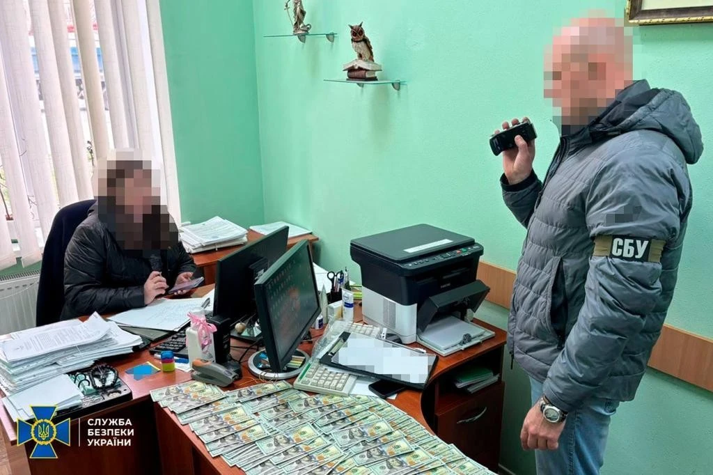 Тюрма за «поради»: СБУ затримала адвокатку та її спільника на Полтавщині