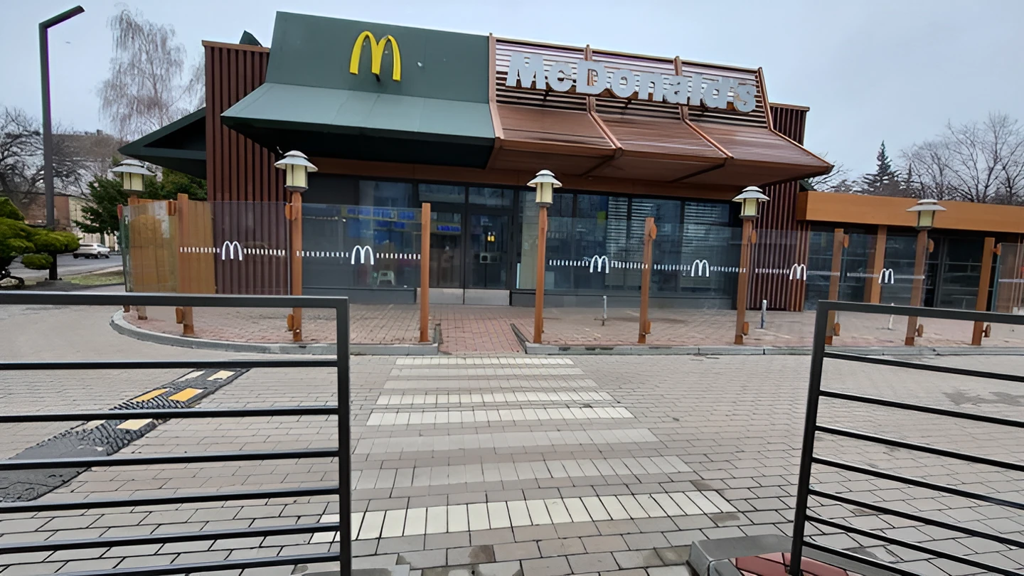 Харків залишається без «Біг Маків»: нових термінів відкриття «МакДональдз» немає
