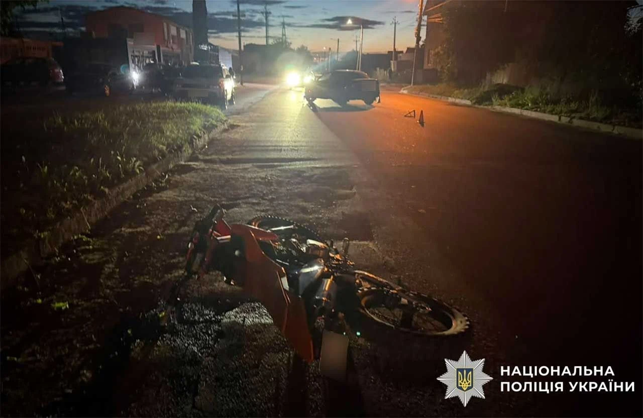 У Лубнах під час зіткнення з авто постраждала неповнолітня пасажирка мотоцикла