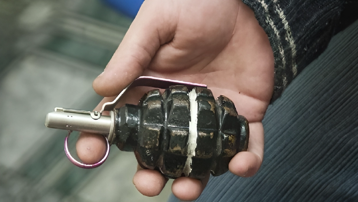 Затримання зловмисника, що погрожував відвідувачам кафе у Лубнах